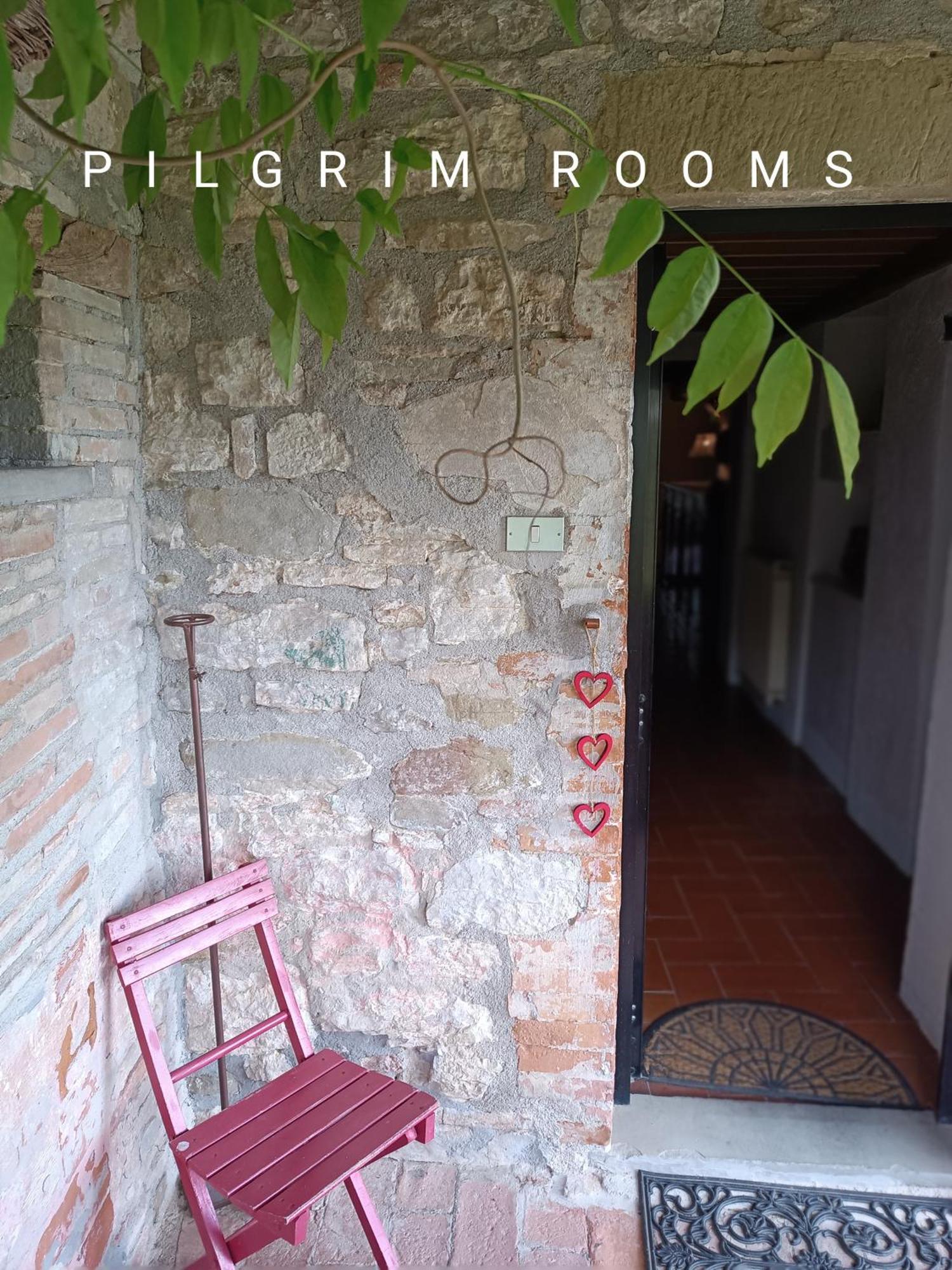 Pilgrim Rooms Gubbio Exterior foto